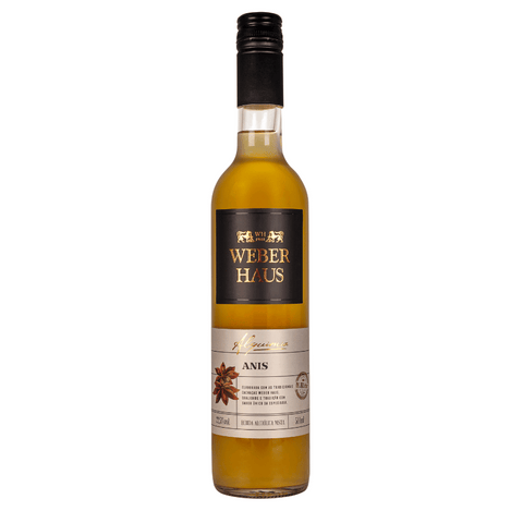 Garrafa de Bebida Mista de Anis Weber Haus 500ml, com cachaça e anis.