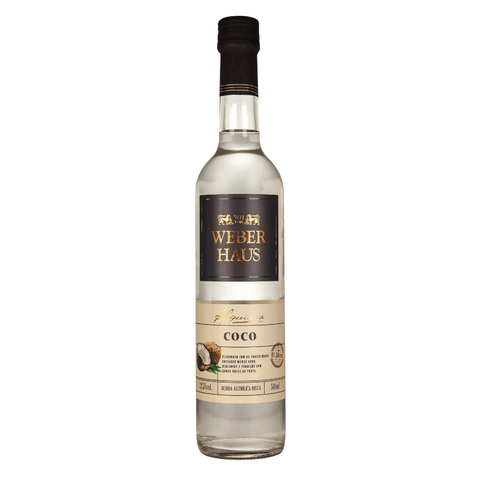 Garrafa de Bebida Mista de Coco Weber Haus 500ml, com cachaça e água de coco fresca.