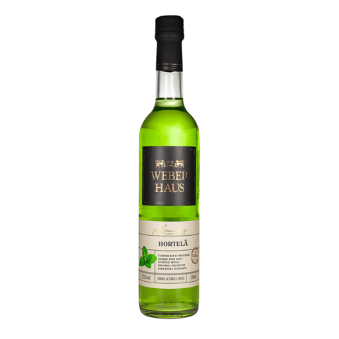 Garrafa de Bebida Mista de Hortelã Weber Haus 500ml, com cachaça e frescor intenso de hortelã.