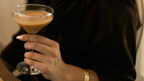 Drinks para dias frios: receitas de drinks para esquentar no inverno