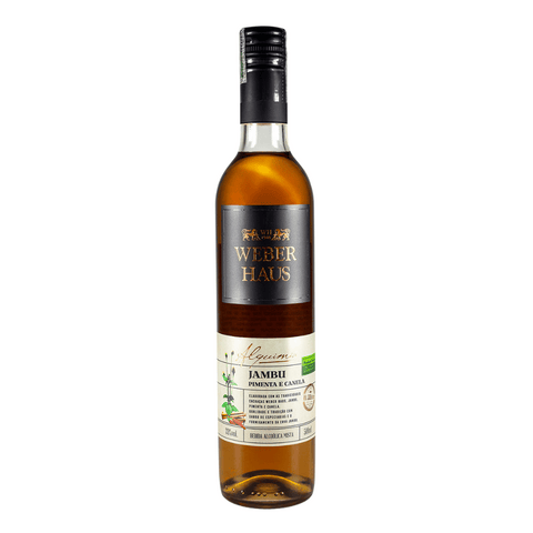 Garrafa de Bebida Mista de Jambu, Pimenta e Canela Weber Haus 500ml, com cachaça e sabores intensos.