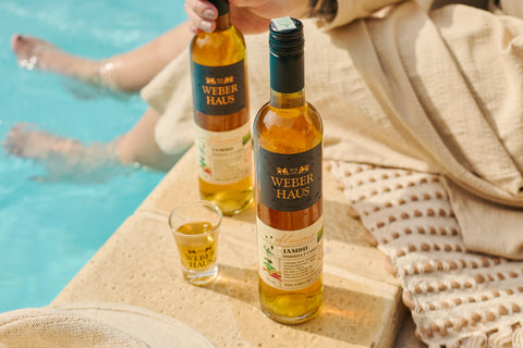 Bebida Mista de Cachaça com Jambu, Pimenta e Canela Weber Haus 500ml