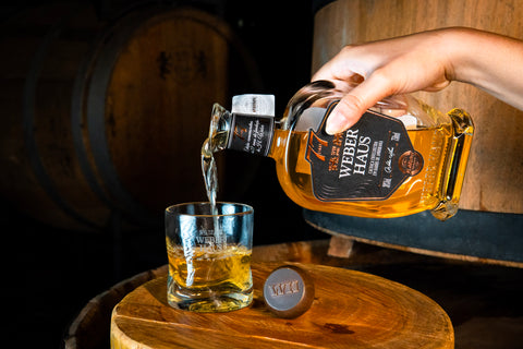 Cachaça Amburana Weber Haus 77 Anos Edição Especial, 750ml