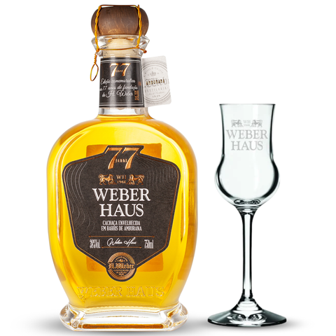 Cachaça Amburana Comemorativa 77 anos 750ml com Taça Alambique
