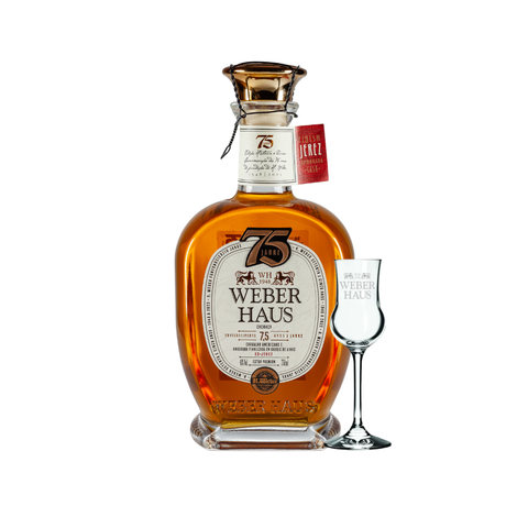 Combo Cachaça 7,5 Anos Weber Haus com Taça de Alambique