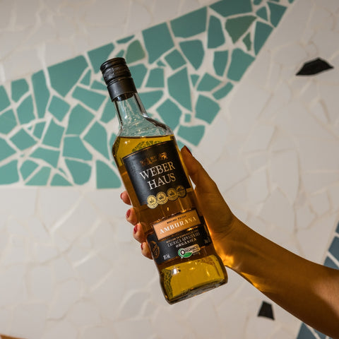 Cachaça Amburana Weber Haus, 700ml