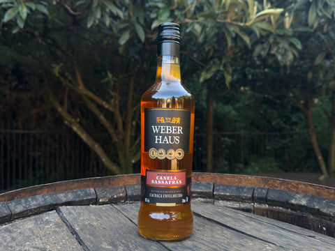Cachaça Weber Haus Premium Carvalho e Cabriúva 700ml