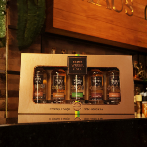 Kit de Cachaça Miniaturas Weber Haus, 50ml