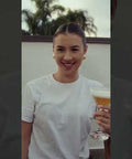 Video com pessoas e drinks feitos com a cachaça prata weber haus